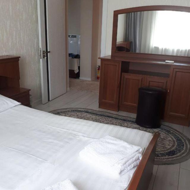 Hostel Sebzor Tashkent Bagian luar foto