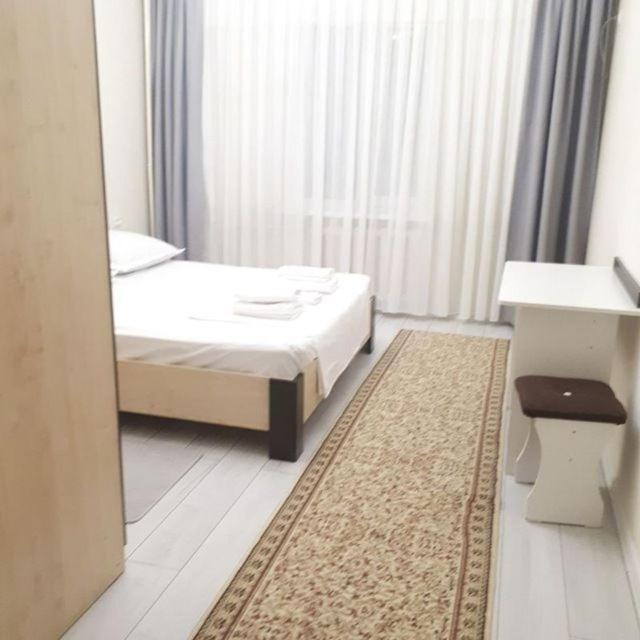 Hostel Sebzor Tashkent Bagian luar foto