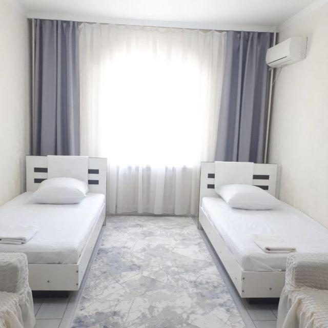 Hostel Sebzor Tashkent Bagian luar foto