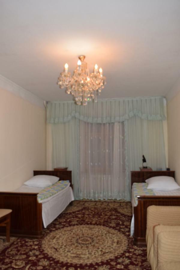 Hostel Sebzor Tashkent Bagian luar foto