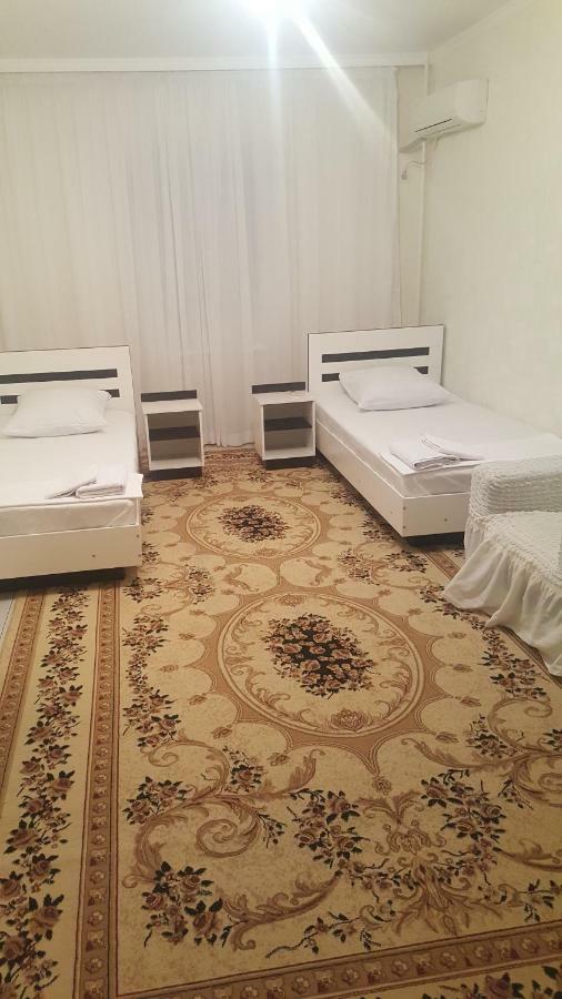 Hostel Sebzor Tashkent Bagian luar foto