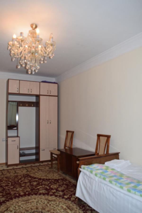 Hostel Sebzor Tashkent Bagian luar foto